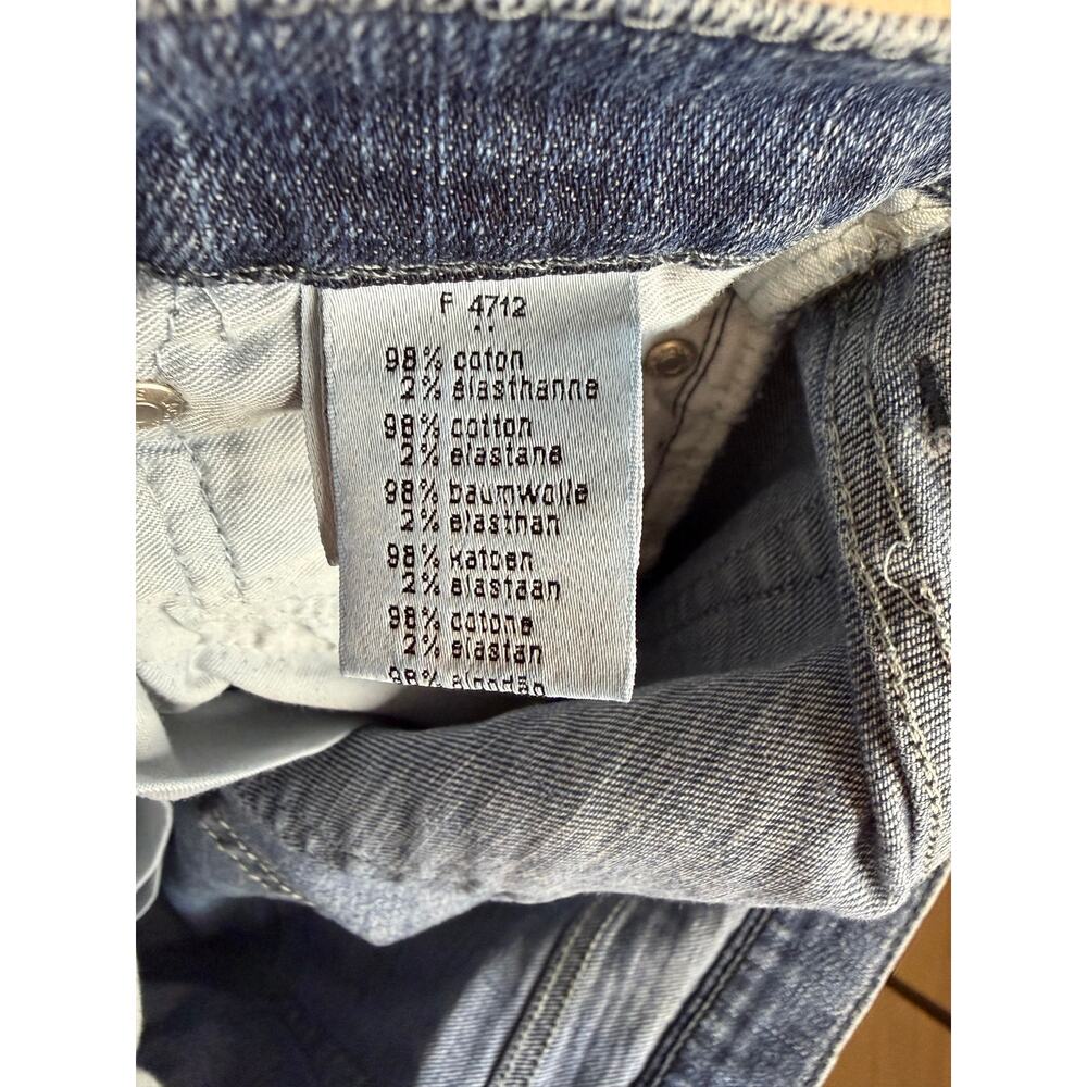 Lacoste Jeans - Picture 4 of 6